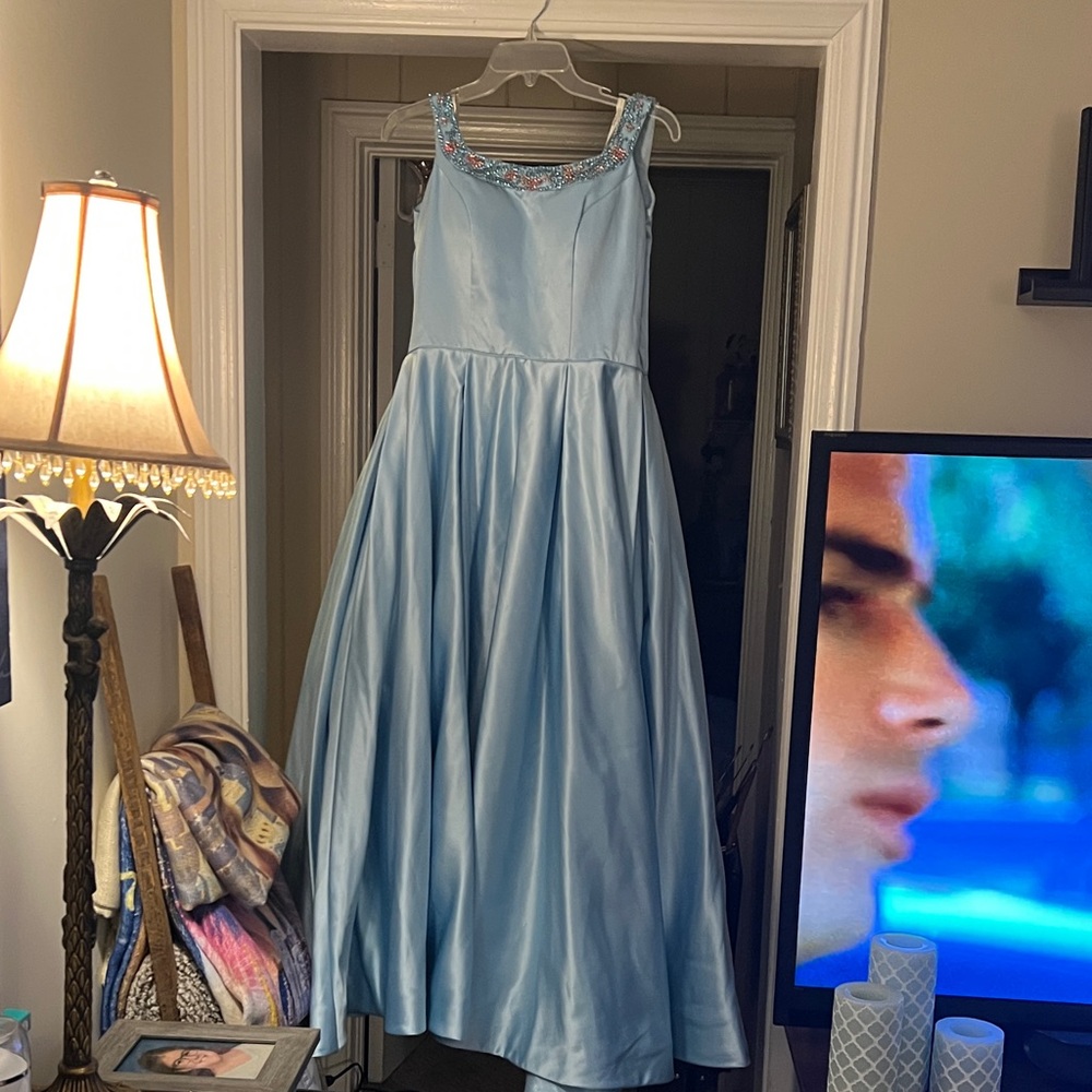 Sherri Hill Light Blue Formal Dress